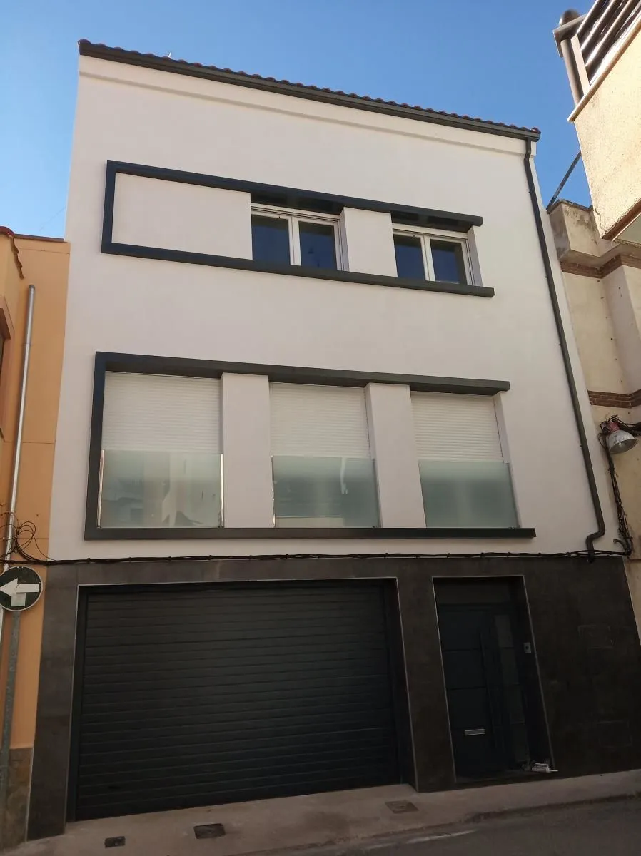La imagen 2 de la Empresa CONSTRUCCIÓN Y REFORMAS CORRAL CABALLERO