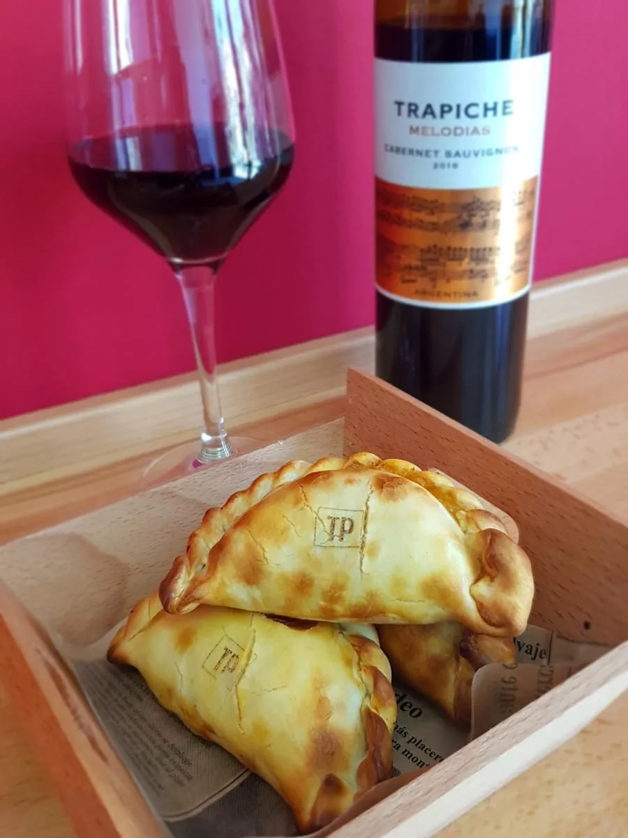 La imagen 22 de la Empresa EMPANADAS ARGENTINAS LA CUMBRECITA Y POLLOS ASADOS AL CHIMICHURRI